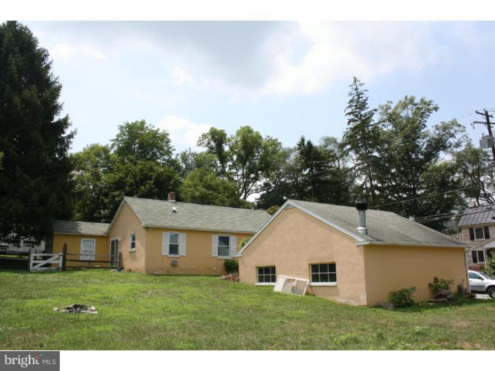 405 Corner Ketch Road Downingtown, PA 19335 - Photo 2 of 11 Exterior Back