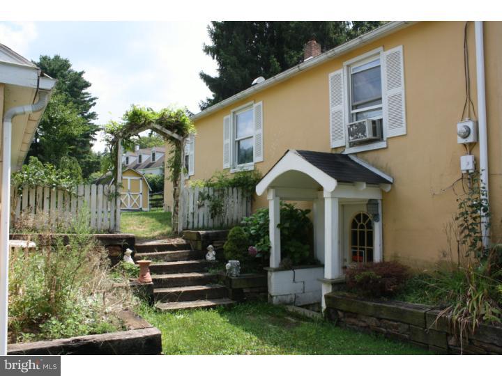 405 Corner Ketch Road Downingtown, PA 19335 - Photo 4 of 11 Exterior Side