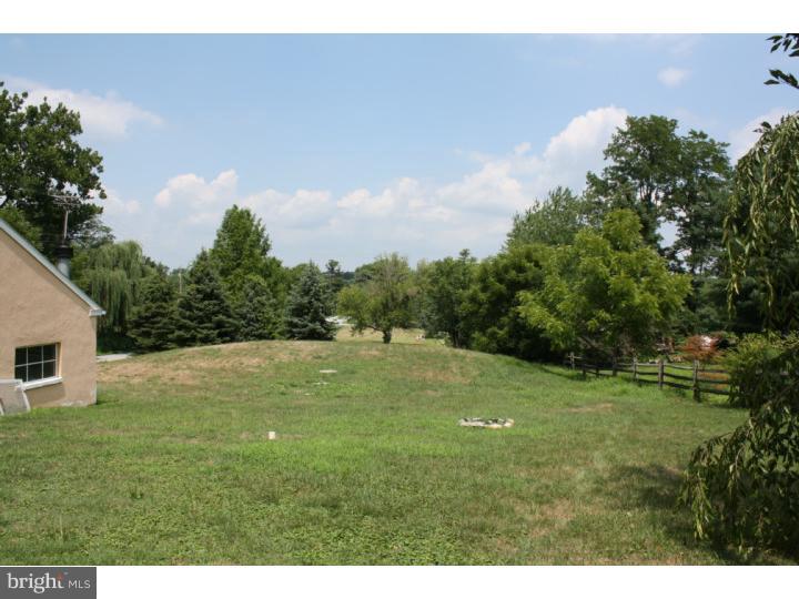 405 Corner Ketch Road Downingtown, PA 19335 - Photo 7 of 11 Exterior Back