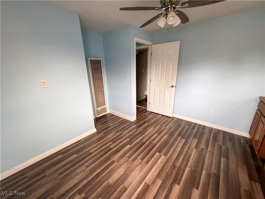 2405 Youngstown Road Southeast Warren, OH 44484 - Photo 20 of 41 2nd floor
