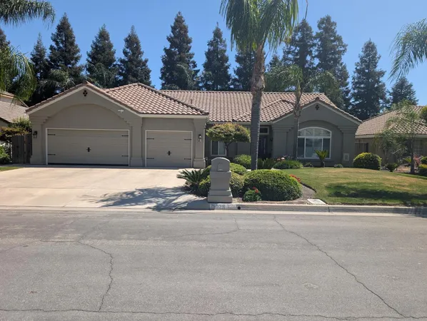 $690,000 | 5029 West Fir Avenue, Fresno, CA 93722