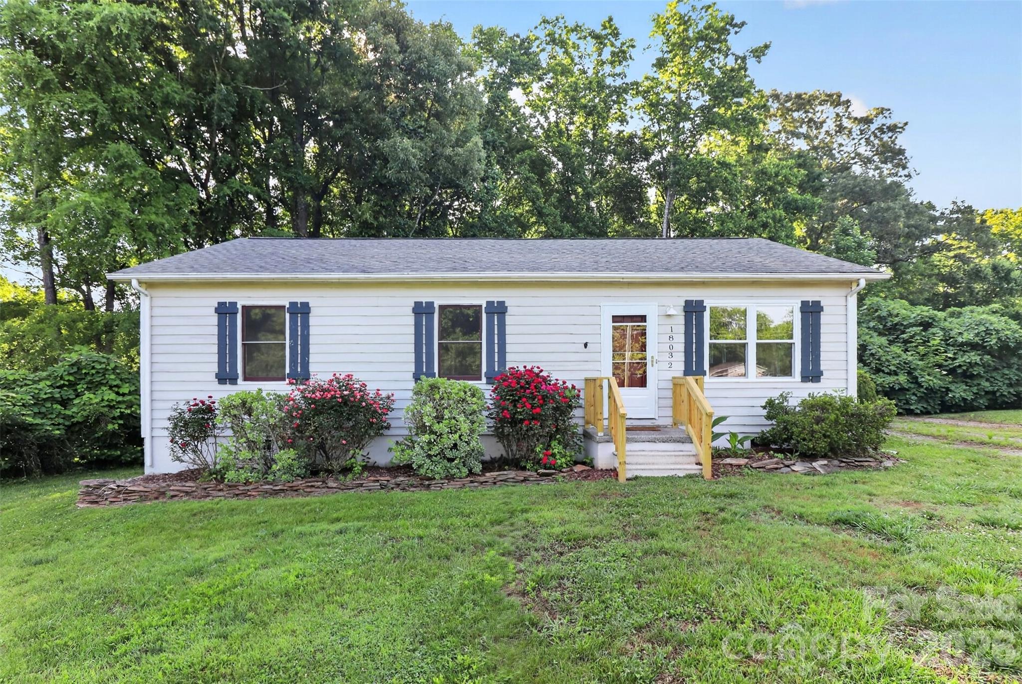 18032 Barnhardt Road Davidson, NC 28036 - Photo 1 of 38