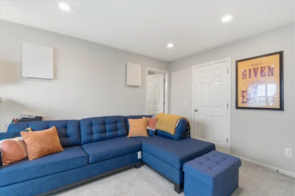$400,000 | 2865 Barclay Way, Ann Arbor, MI 48105