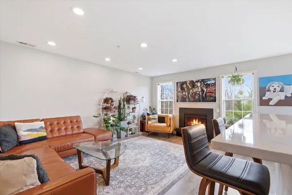 $400,000 | 2865 Barclay Way, Ann Arbor, MI 48105