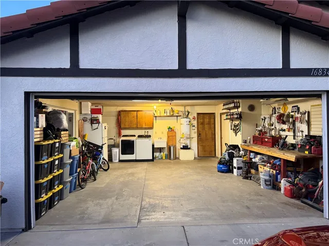 $449,000 | 16834 Elm Street, Hesperia, CA 92345