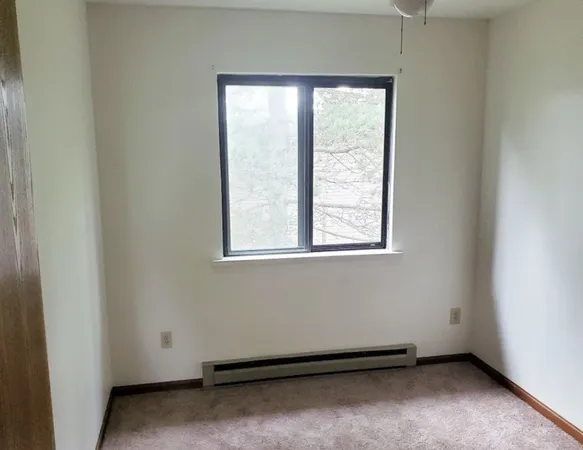 $906 | 307 Oxford Drive, Greenville, OH 45331