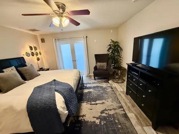 $4,500 | 7734 East Minnezona Avenue, Scottsdale, AZ 85251