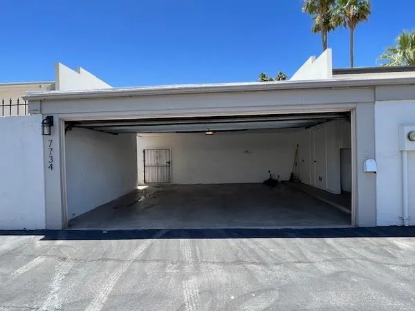 $4,500 | 7734 East Minnezona Avenue, Scottsdale, AZ 85251