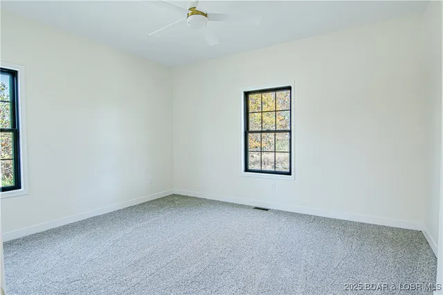 $459,990 | 18 Lady Bug Lane, Camdenton, MO 65020