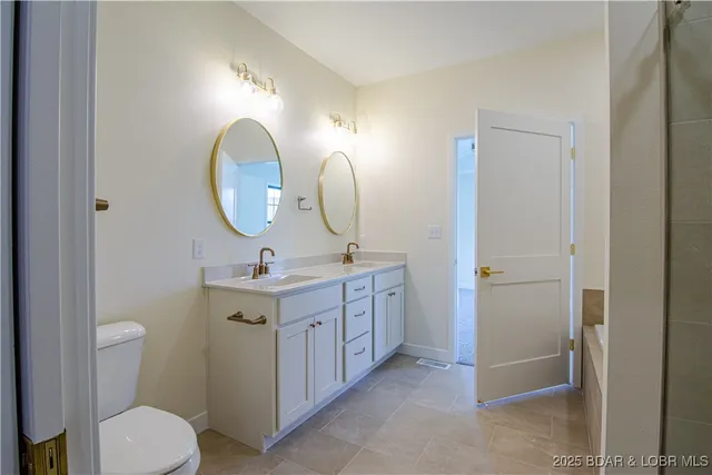 $459,990 | 18 Lady Bug Lane, Camdenton, MO 65020