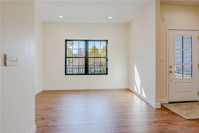 $459,990 | 18 Lady Bug Lane, Camdenton, MO 65020