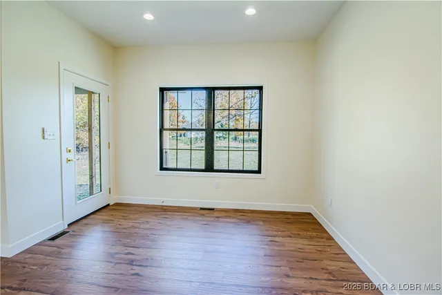 $459,990 | 18 Lady Bug Lane, Camdenton, MO 65020