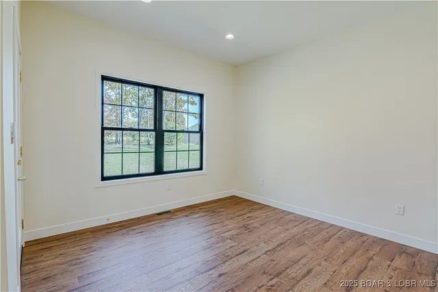 $459,990 | 18 Lady Bug Lane, Camdenton, MO 65020