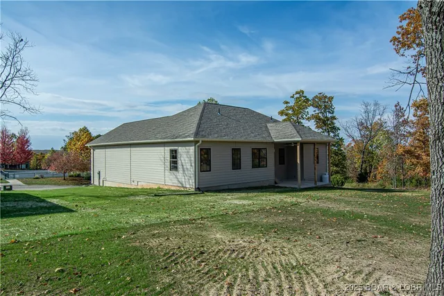 $459,990 | 18 Lady Bug Lane, Camdenton, MO 65020