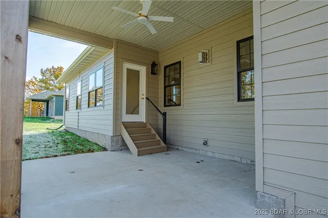 $459,990 | 18 Lady Bug Lane, Camdenton, MO 65020