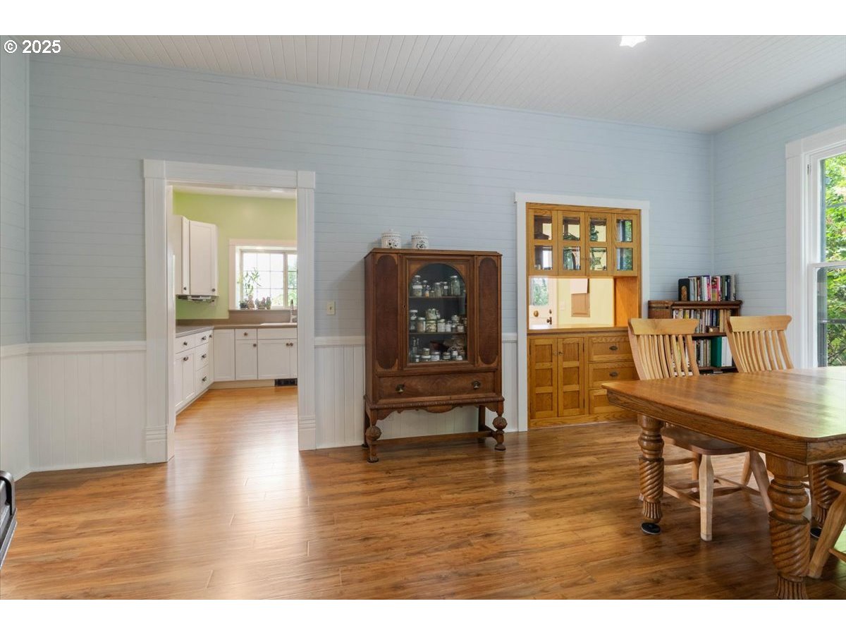 34380 Oakville Road Southwest Albany, OR 97321 - Photo 6 of 43 Gallery Image 6
