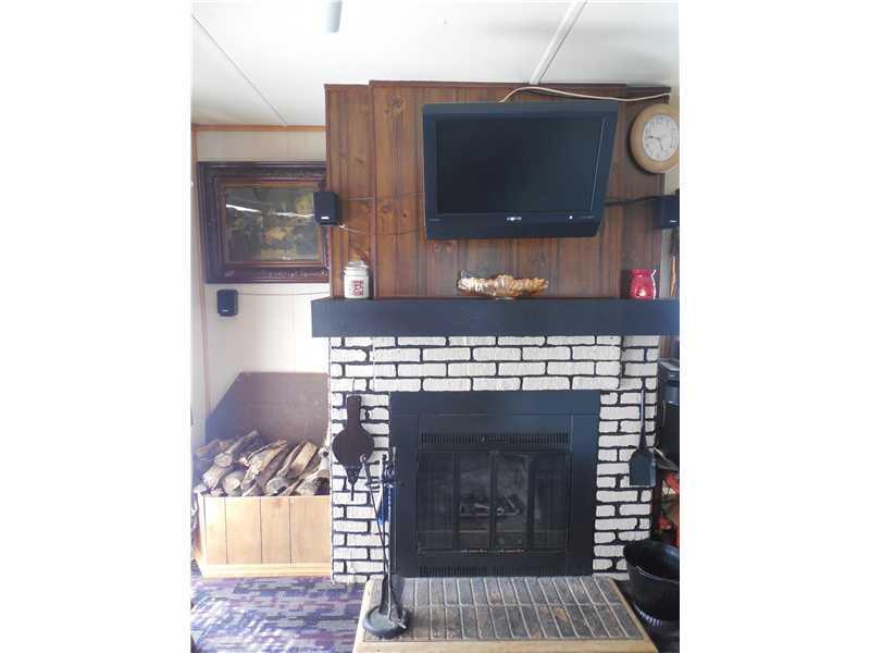 13 Knowlton Shore Road Liberty, ME 04949 - Photo 9 of 24 Den/Family/Great Room.
