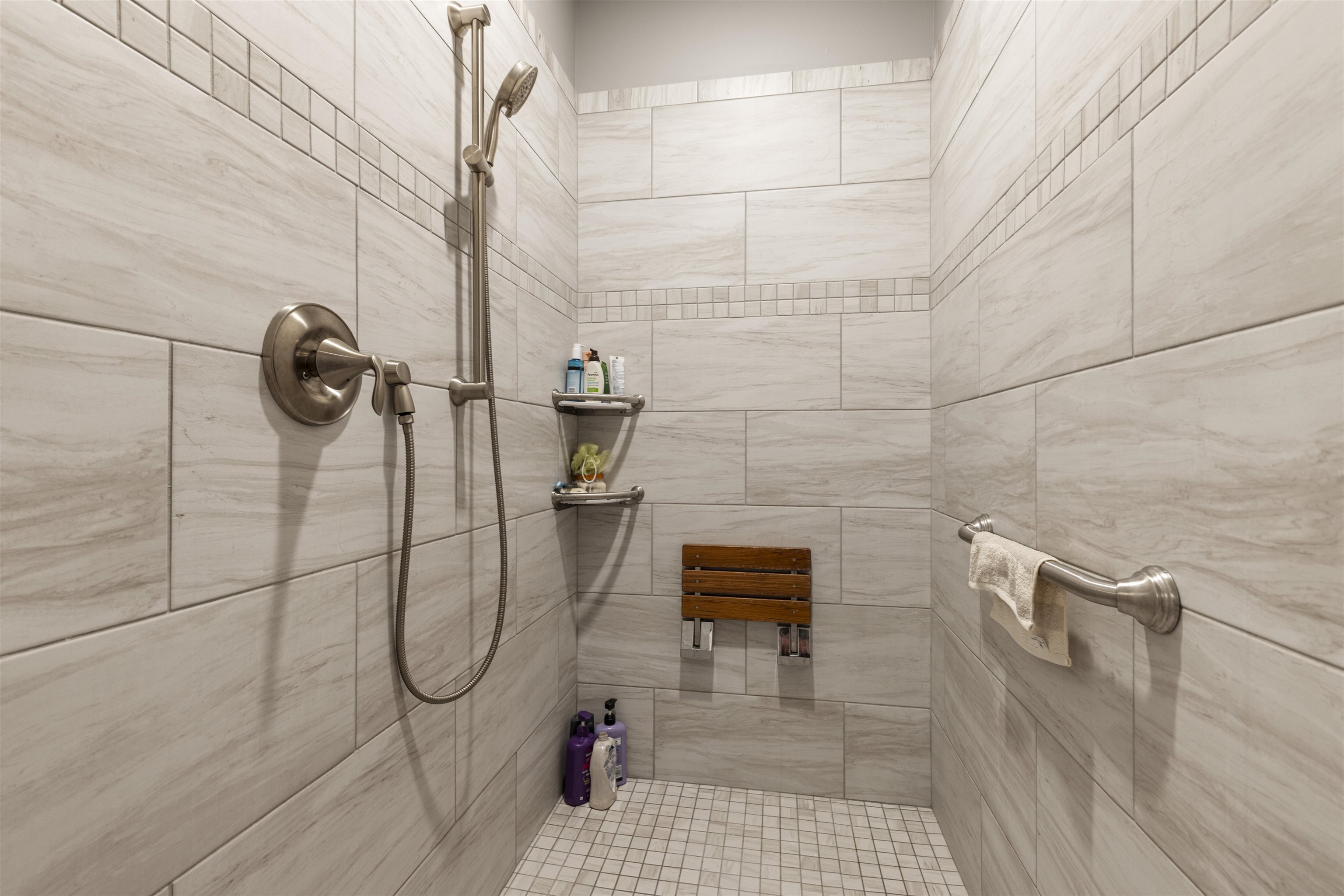 433 Stearn Drive Genoa, IL 60135 - Photo 11 of 24