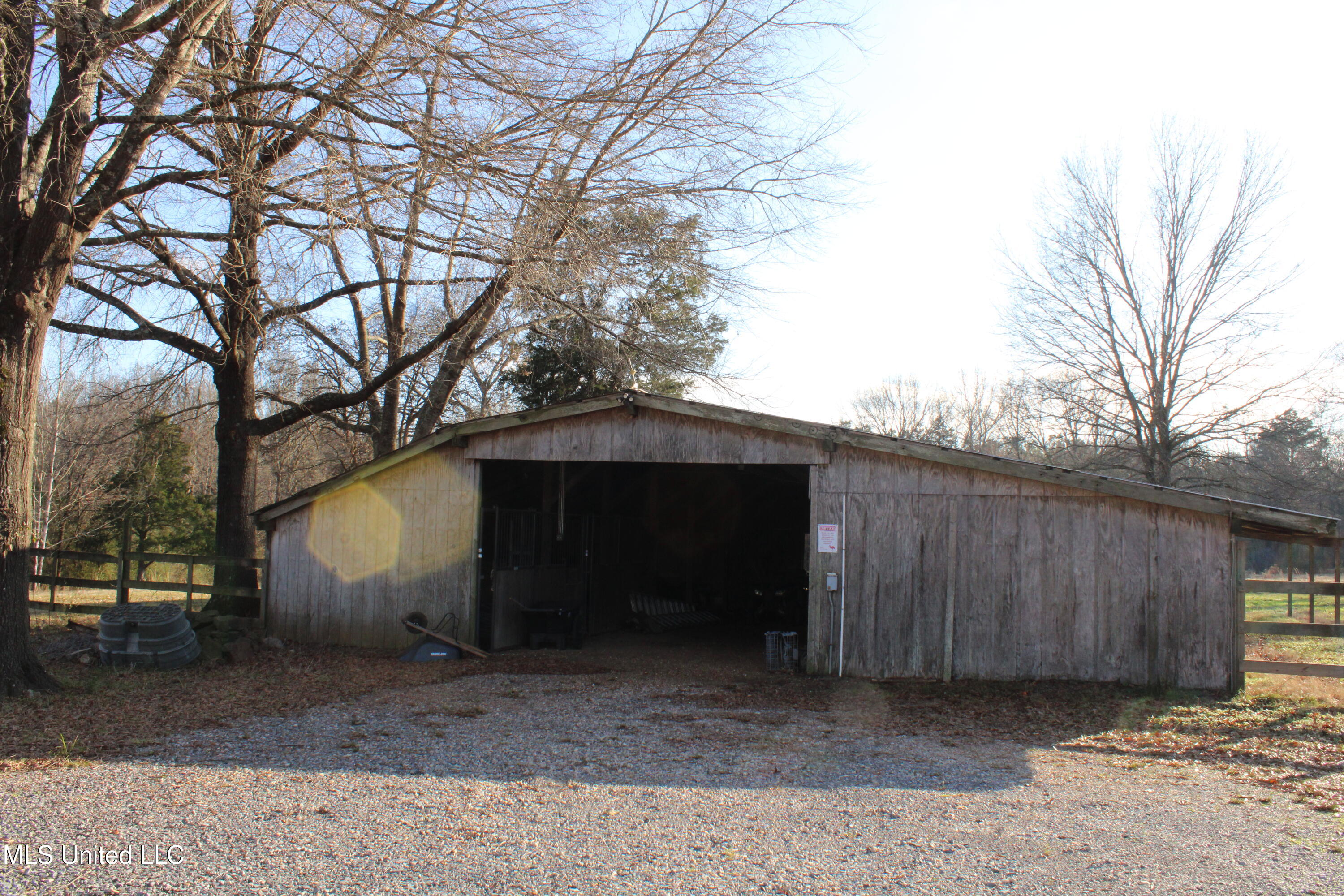 4299 Byhalia Road Hernando, MS 38632 - Photo 8 of 33 IMG_5446
