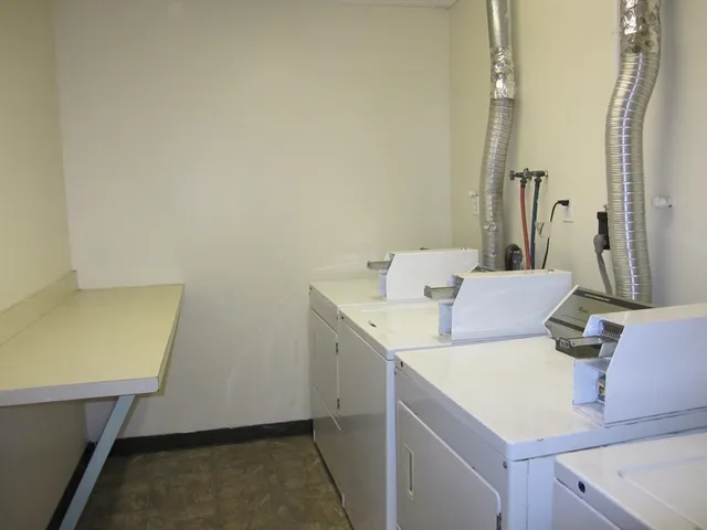 $2,300 | 147 Rawson Road, Unit 207, Quincy, MA 02170