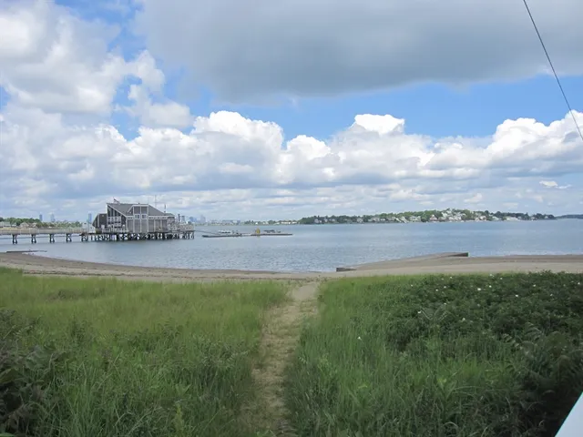 $2,300 | 147 Rawson Road, Unit 207, Quincy, MA 02170