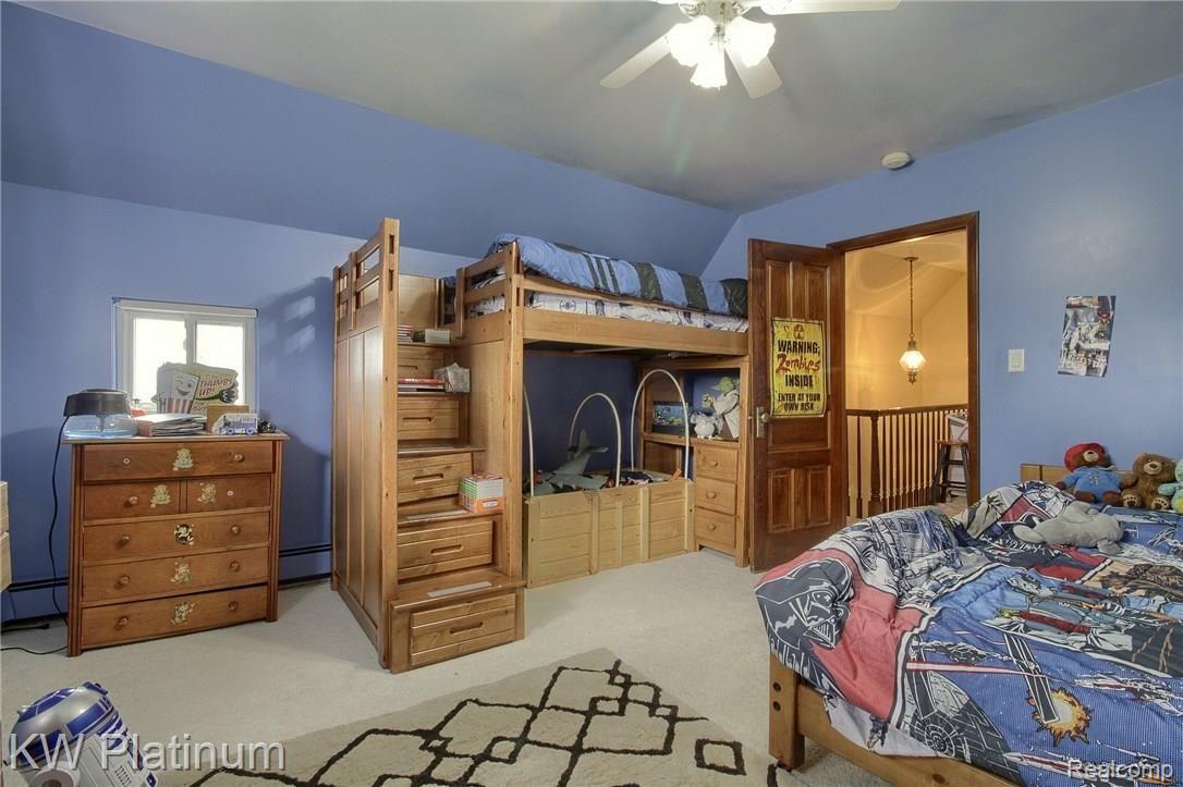 53565 County Line Road New Baltimore, MI 48047 - Photo 25 of 35 2nd_Bedroom_2nd_View.jpg