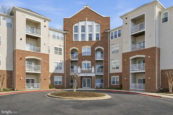 $399,000 | 2610 Chapel Lake Drive, Unit 408, Gambrills, MD 21054