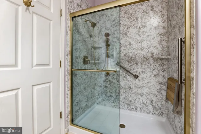 $399,000 | 2610 Chapel Lake Drive, Unit 408, Gambrills, MD 21054