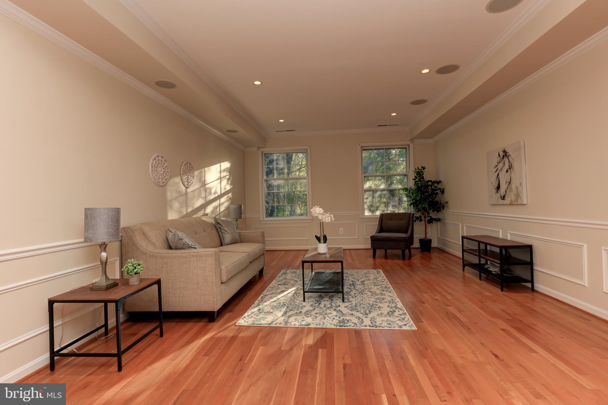 6641 McLean Drive McLean, VA 22101 - Photo 3 of 42