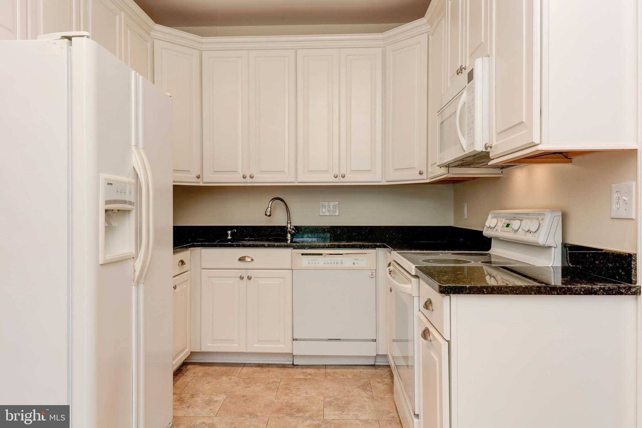 6641 McLean Drive McLean, VA 22101 - Photo 6 of 42