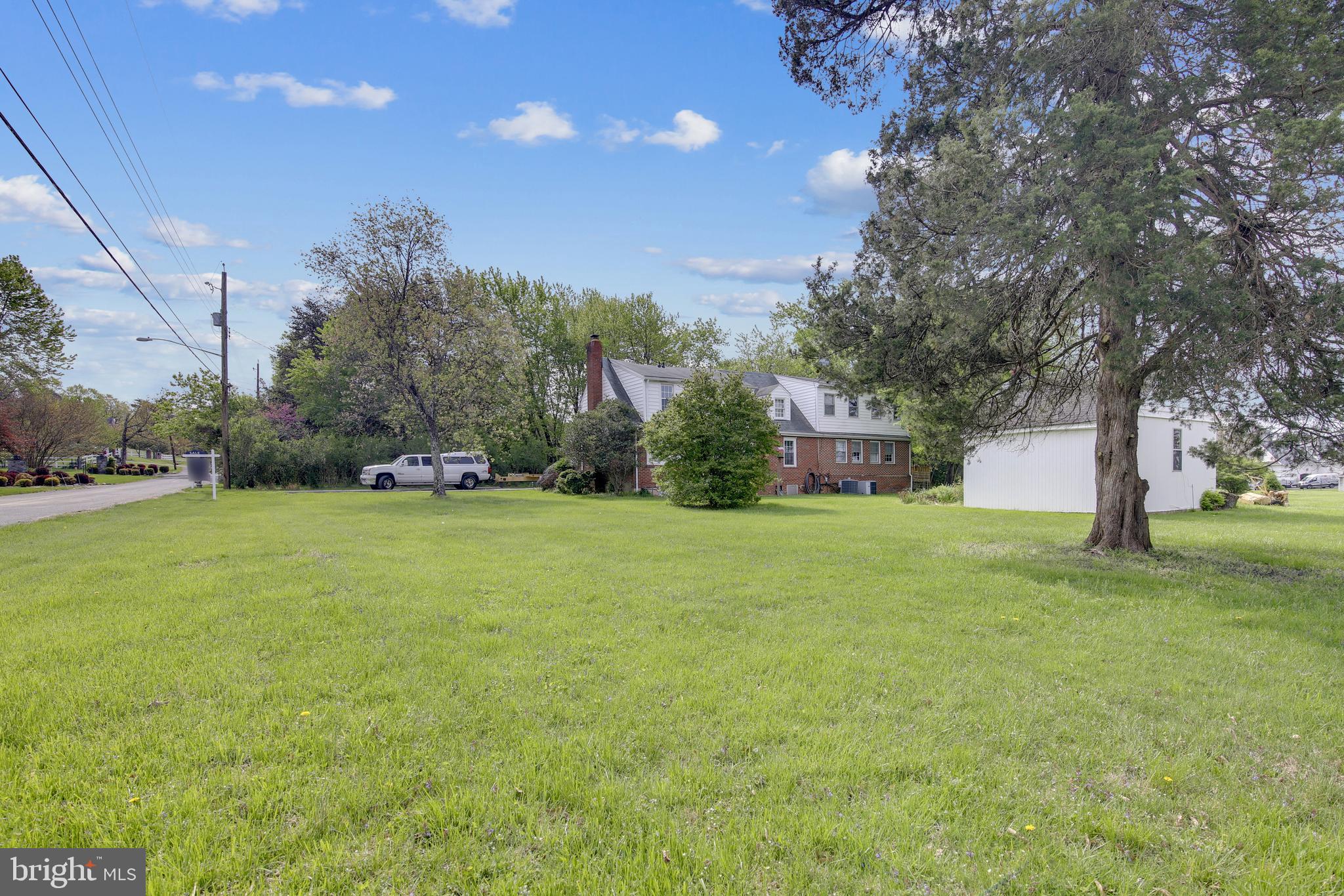 11310 Albermyrtle Road Potomac, MD 20854 - Photo 10 of 10 Gallery Image 10