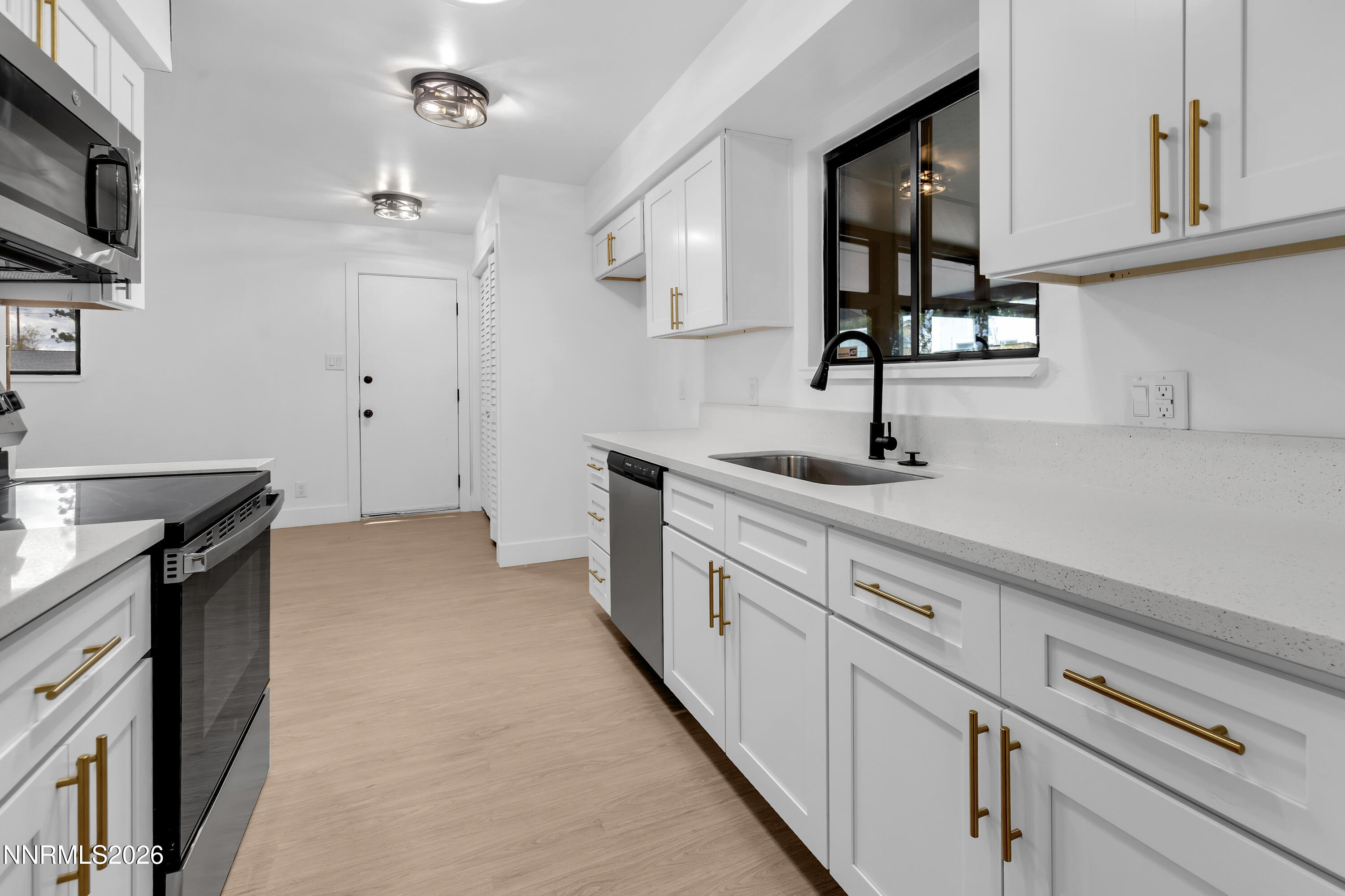 1001 Kings Row Reno, NV 89503 - Photo 1 of 33 KingsRow1001-008