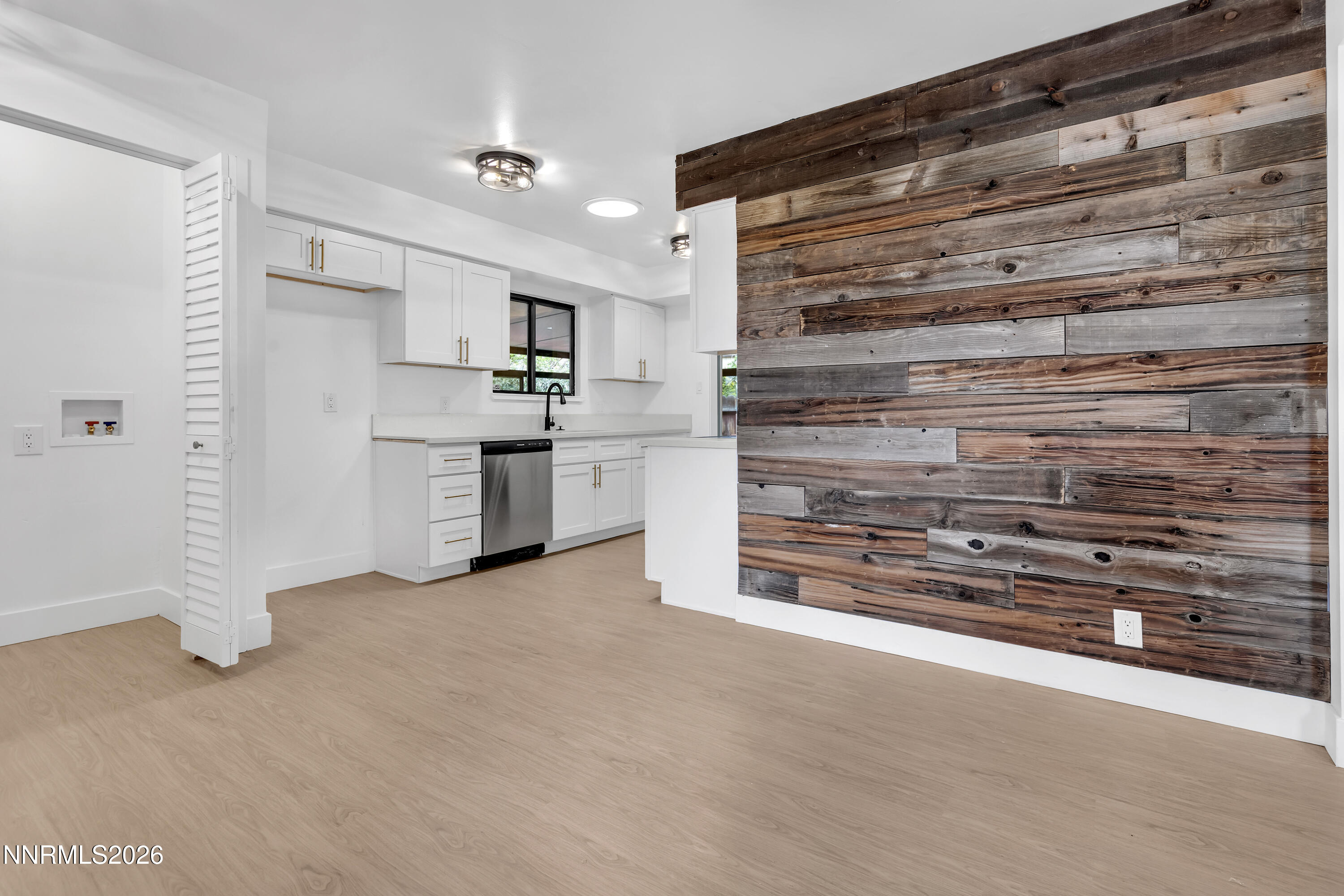 1001 Kings Row Reno, NV 89503 - Photo 3 of 33 KingsRow1001-014