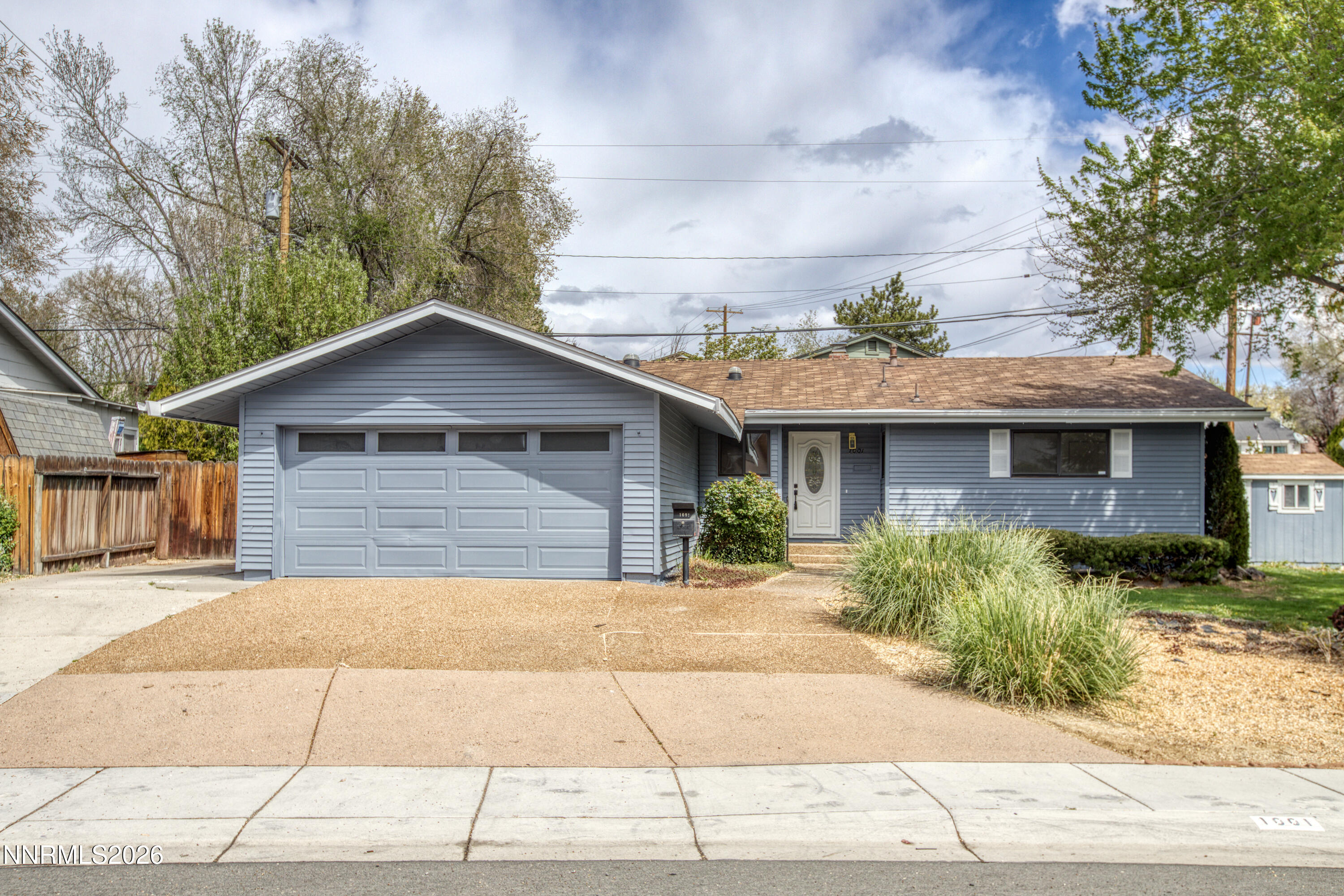 1001 Kings Row Reno, NV 89503 - Photo 4 of 33 KingsRow1001-001