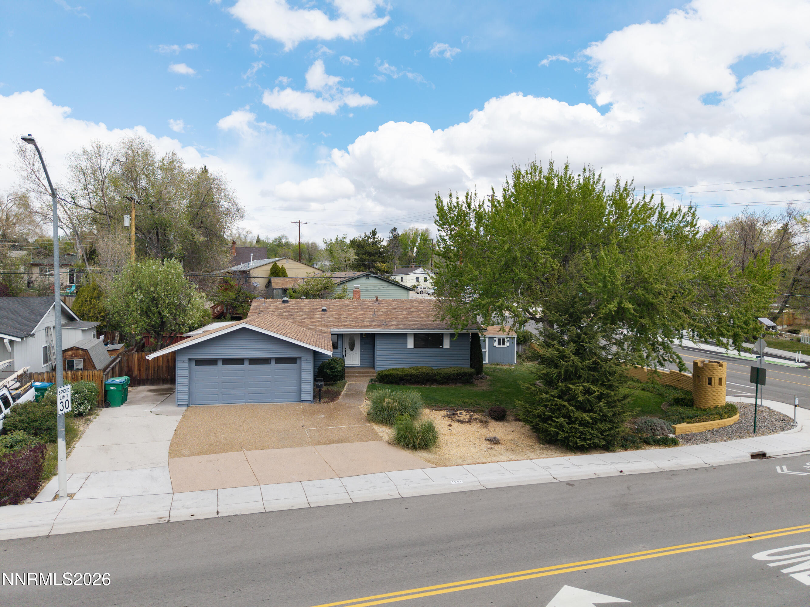 1001 Kings Row Reno, NV 89503 - Photo 5 of 33 KingsRow1001-002