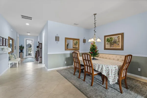 $550,000 | 3356 Southwest Porpoise Circle, Stuart, FL 34997