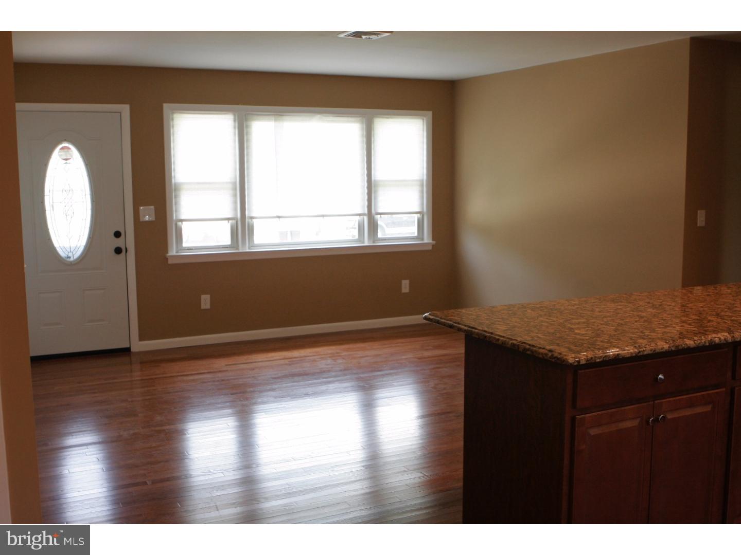 44 Rockland Road Ewing, NJ 08638 - Photo 8 of 23 Living Room