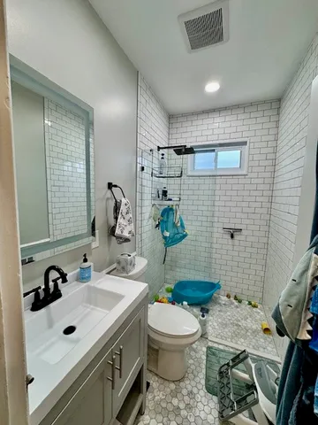 $3,100 | 263 Doyle Avenue, Unit 265, Providence, RI 02906