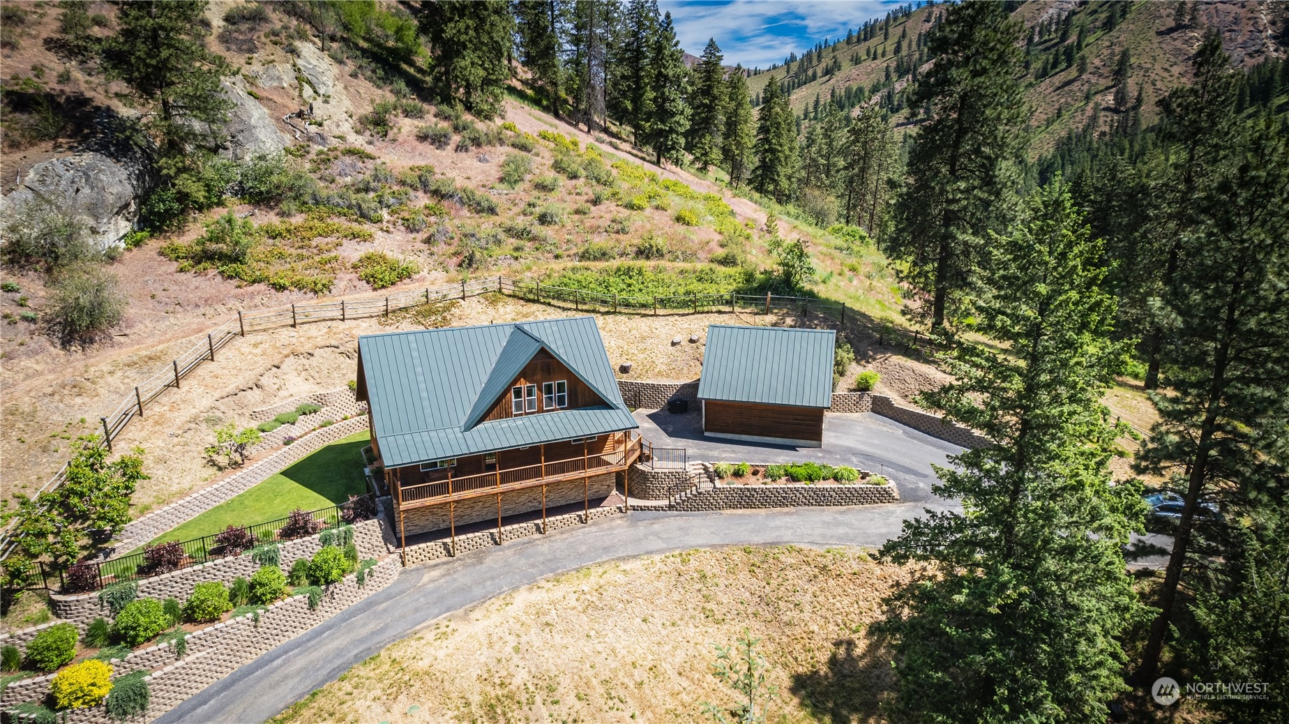 1390 Mission Creek Road Cashmere, WA 98815 - Photo 4 of 40 Gallery Image 4