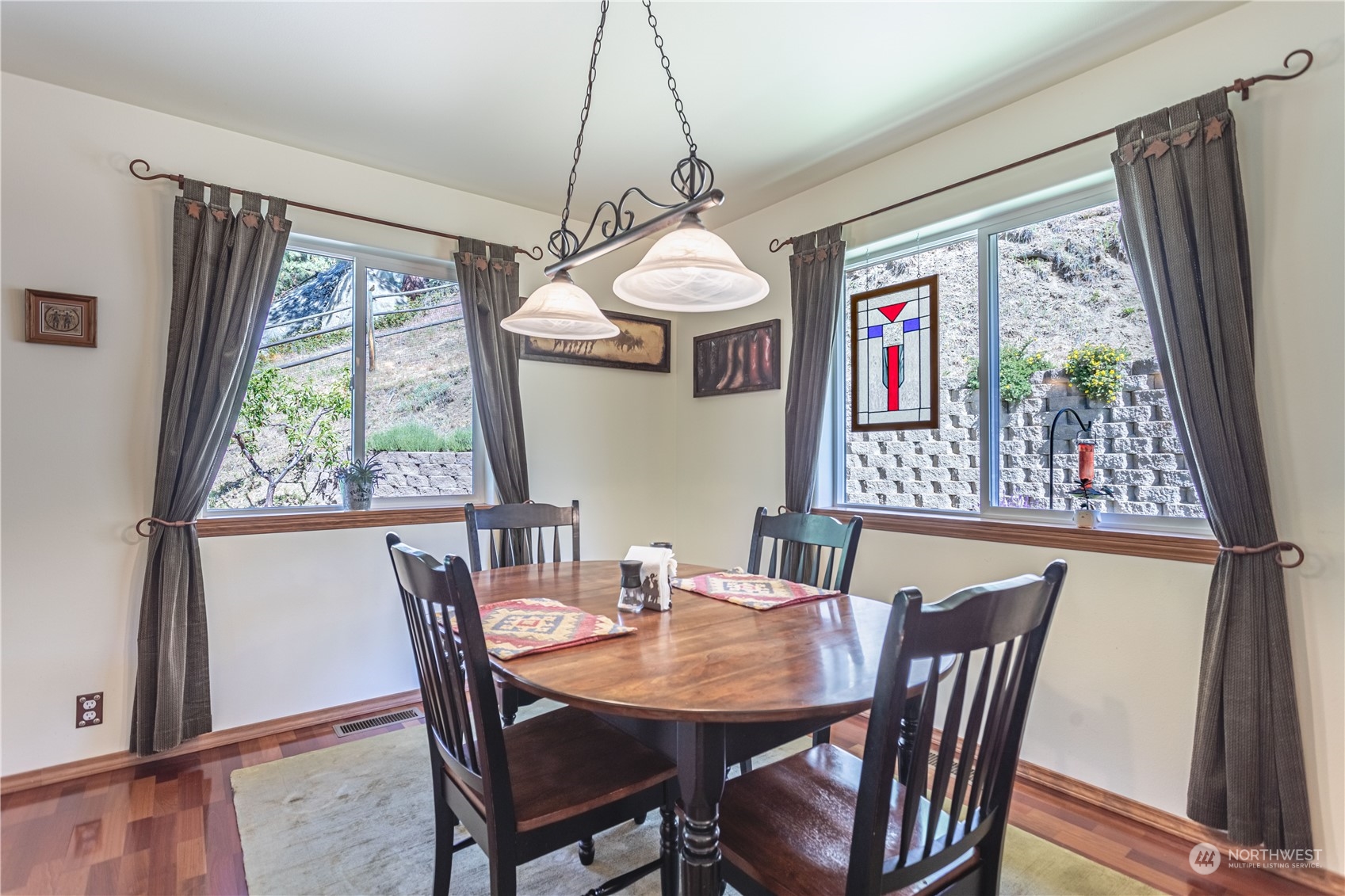 1390 Mission Creek Road Cashmere, WA 98815 - Photo 10 of 40 Gallery Image 10
