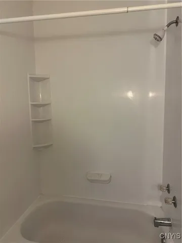 $975 | 4 Cottage Street, Auburn, NY 13021