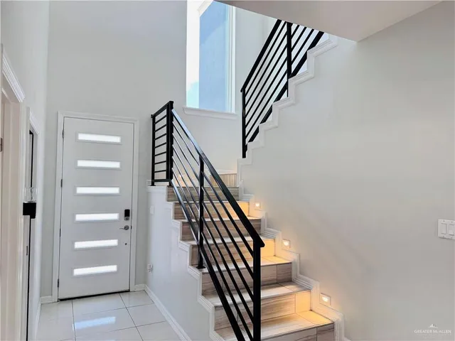 a view of entryway and hall