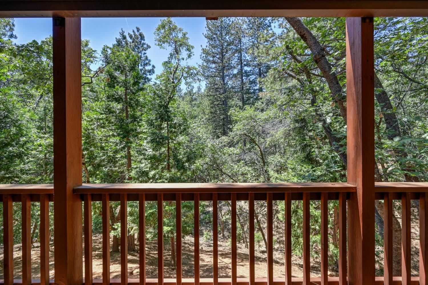 23998 Stable Road Sonora, CA 95370 - Photo 33 of 41 a view of a forest from a balcony
