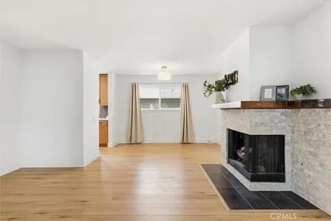 $819,000 | 2606 Gates Avenue, Unit 2, Redondo Beach, CA 90278