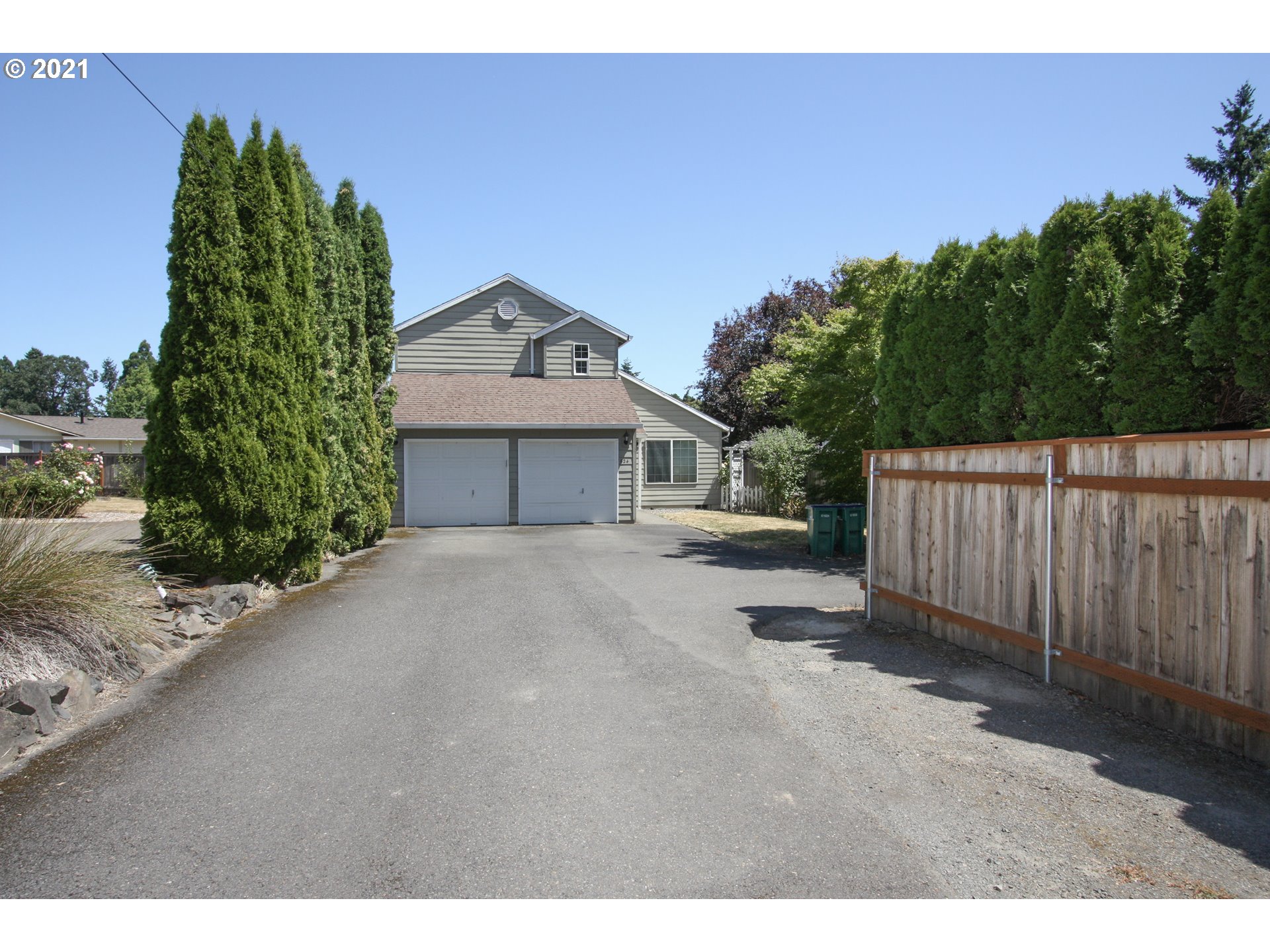 624 Villa Road Newberg, OR 97132 - Photo 2 of 20 Gallery Image 2
