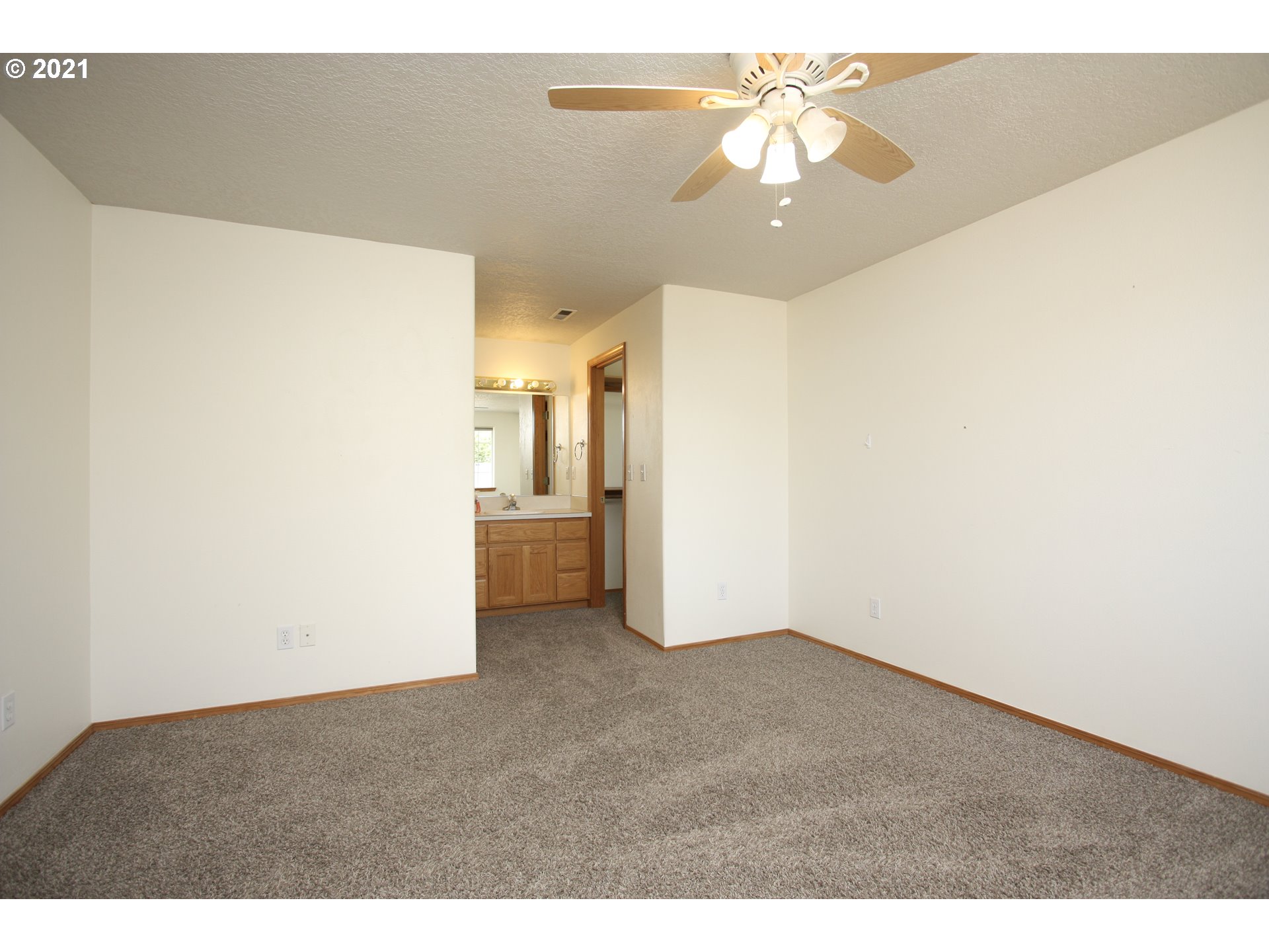 624 Villa Road Newberg, OR 97132 - Photo 14 of 20 Gallery Image 14