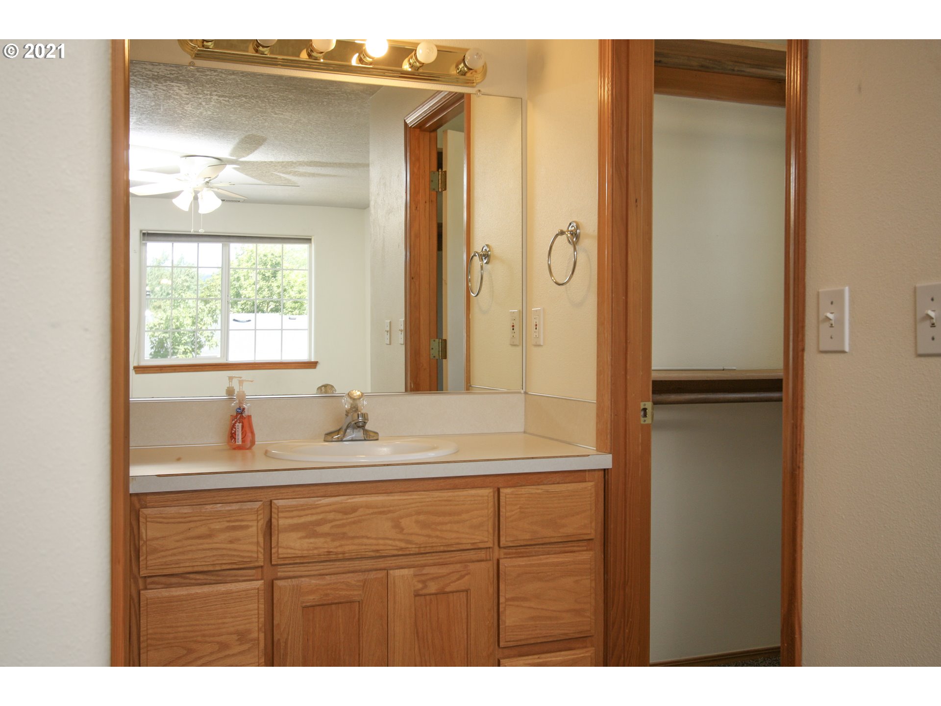 624 Villa Road Newberg, OR 97132 - Photo 15 of 20 Gallery Image 15