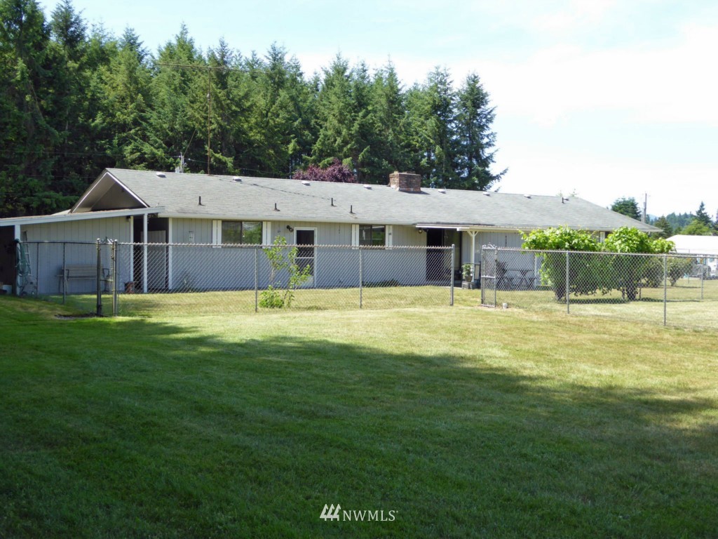 17200 Leitner Road Southwest Rochester, WA 98579 - Photo 2 of 25