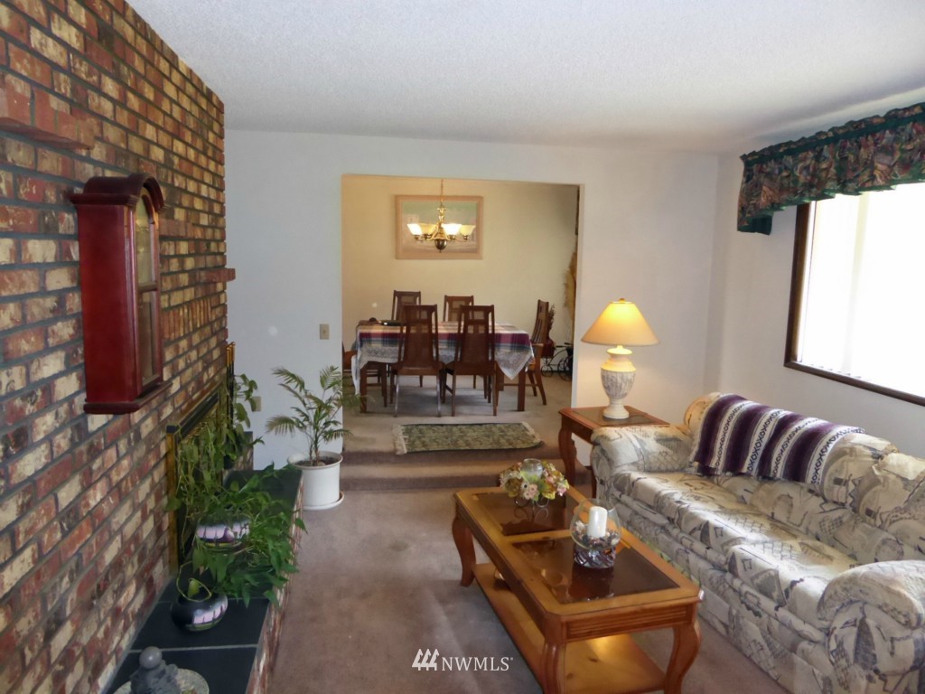 17200 Leitner Road Southwest Rochester, WA 98579 - Photo 11 of 25