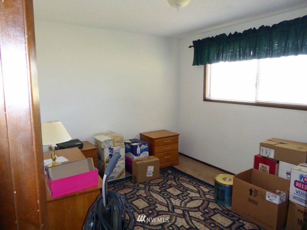 17200 Leitner Road Southwest Rochester, WA 98579 - Photo 15 of 25